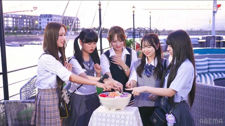 【写真・画像】「こんな人が東京にいるんだ」「マブでラブ」急接近するひな＆もんたに男子2人が嫉妬…！『今日好き』ハロン編第2話　1枚目