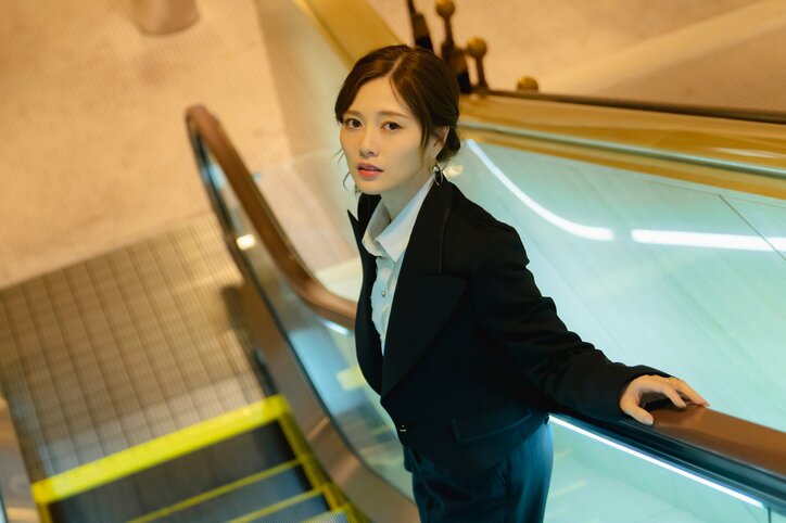 白石麻衣、ギャンブルマンガ「嘘喰い」実写映画化で魅せた新境地「挑戦的な役でした」