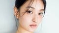 「K-1 GIRLS 2026」白石希望、エキゾチックな美貌がまぶしい水着グラビア 『FLASH』初登場