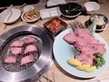 辻希美、家族7人揃って“豪華”焼肉ディナーへ「いい時間でした」 夏の海外旅行へ向けた準備も報告