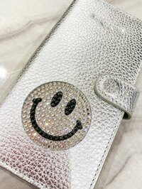 渡辺美奈代『NEWスマホケース』