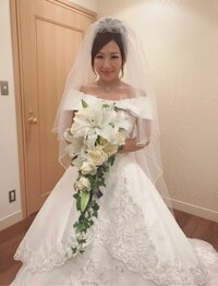 第1子妊娠の愛川ゆず季、挙式を報告　ドレス姿も公開