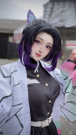 溢れ出る透明感 フォロワー50万超の人気コスプレイヤーによる本気の「鬼滅の刃」胡蝶しのぶ