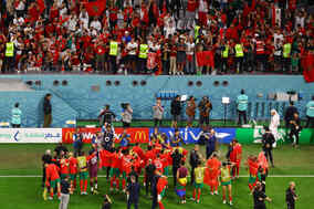 【W杯】8強快挙で歓喜のモロッコファン、スペイン広場で暴動　現地メディアが映像公開、警察も介入