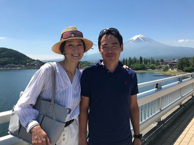 “年の差婚”益子直美＆山本雅道、『イチから住』で富士河口湖町にガチ移住 1枚目