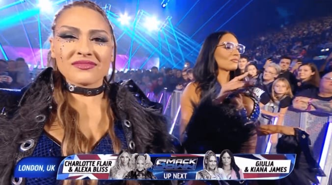 ジュリア（写真左）とキアナ・ジェームズ（同右）