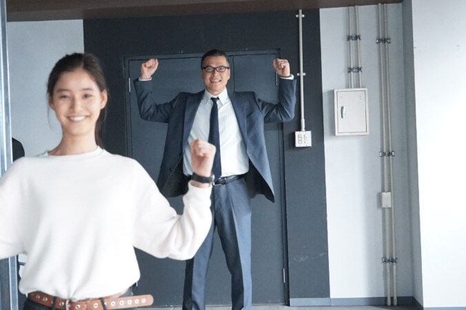 小栗旬が撮影した『CRISIS』オフショットに「センスある」 2枚目