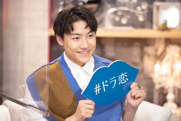 小森隼、理想のキスを語り照れ笑い「温泉でいい景色を眺めながらキス」