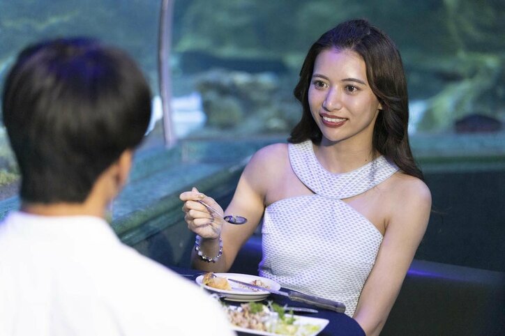 ラブラブな空気から一転、号泣…女に告げられた男の残酷な本音 他の女も「もっと知っていきたい」『シャッフルアイランド Season2』