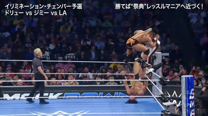 【映像】逆さ吊り→2人まとめて投げ飛ばす“チート技”