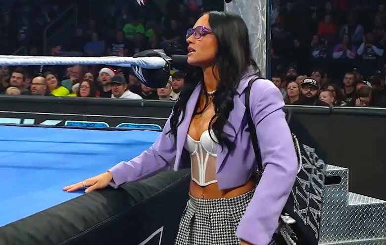 美人秘書レスラー、“行き過ぎた”行為にレフェリー驚き 試合後にリング上で“まさか”の振る舞い