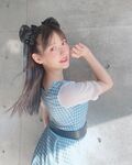 上坂すみれ、可憐な見返りショット＆凛々しい戦闘ポーズに「マジ美少女」「カッコいい！」と反響