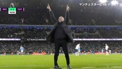 グアルディオラ監督もファンも大喜び！批判を跳ね返した“アルジェリアの魔術師”マフレズ、全4得点に絡む大活躍