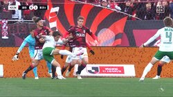 「エグいの決まった」昨季J1最少失点・浦和の守備を崩壊させた一撃　DF2人を背負いながら叩き込んだパリ五輪世代・木村勇大の超絶反転ボレーに「ワールドクラス」の声