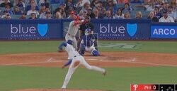 球場騒然！ 大谷翔平、エグい内角球→ギリギリ“爆速通過”「怖すぎ」「これはビビる」ライバルへの容赦ない剛速球が話題に「メンタル強すぎ」