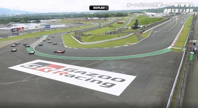 F1リザーブ岩佐がPPから“急失速” スタート直後に大混戦でまさか「5ワイド…そりゃ当たる」不運な展開に解説者も同情 4枚目