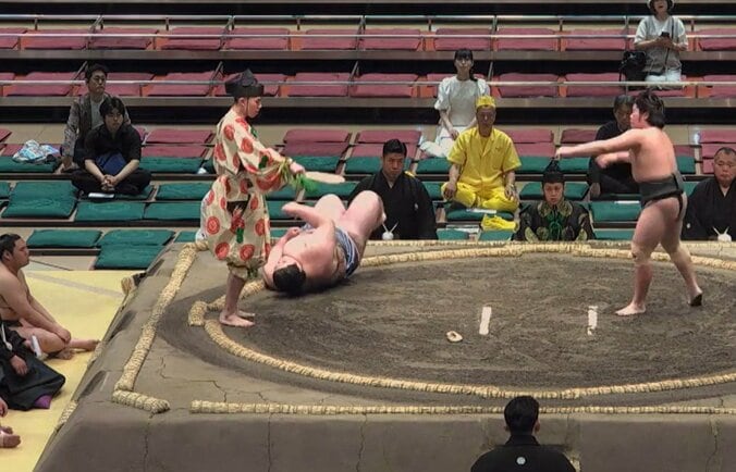 【写真・画像】　1枚目