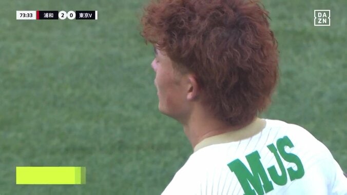 何やってんだよ！DOGSO発動で一発退場！「言い訳できない」背後への抜け出しに手を使って決定機阻止した瞬間「ここで退場は痛すぎる」 4枚目