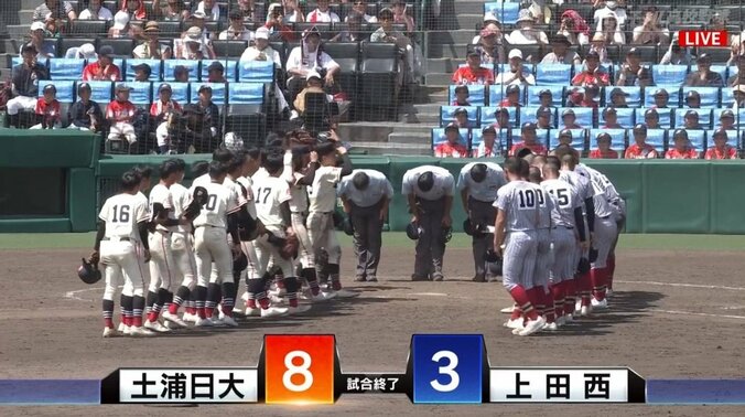 茨城代表・土浦日大が37年ぶり甲子園勝利で2回戦進出 長野代表・上田西との開幕戦は延長突入の大熱戦に タイブレーク10回に大量6得点の猛攻 1枚目