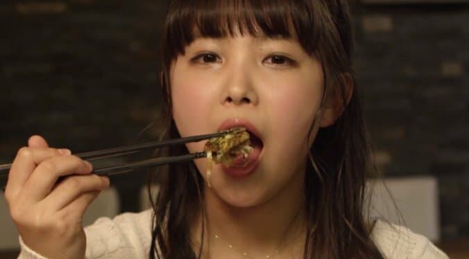 仁義なき広島鉄板頂上決戦　メシテロリスト・寺本莉緒が美食を堪能 3枚目