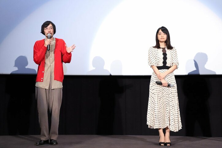 「幸せな気持ちでいっぱい」深川麻衣、初主演映画の初日舞台挨拶サプライズに涙