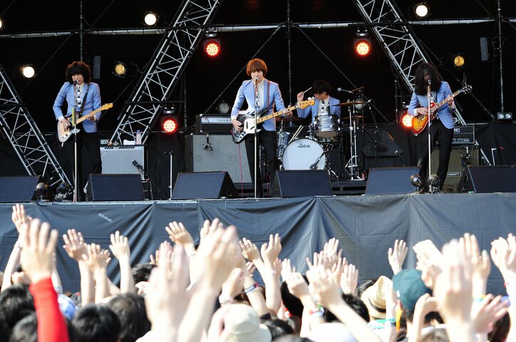 ゲスの極み乙女。、サカナ、THE BAWDIESらにオーディエンス歓喜 ライブ写真とセットリストを公開【メトロック2016 東京開催day1】