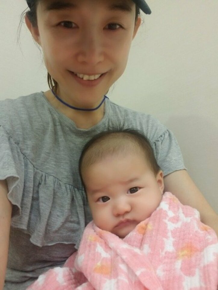 小原正子、予防接種を受けた娘の様子「すくすくと育っています」
