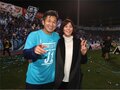 三浦りさ子、夫・カズがグラウンドに立つ姿に「泣きそうでした」