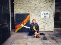 香取慎吾、『週刊文春WOMAN』の表紙画を手掛け反響「とっても素敵」「胸が締め付けられるような絵」