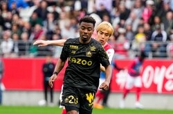 伊東純也のゴールは取り消しも…スタッド・ランス、リールとの激戦を制して5戦ぶり白星