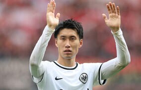 鎌田大地が好調維持！ 倒れながらもそのままアシスト、泥臭いプレーも見せ今季4アシスト目