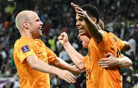 代表デビューのGKノペルトが好セーブ連発！終盤の2得点でオランダがセネガルを下して白星発進《カタールW杯》