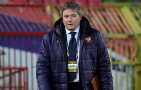 「神様助けて」“ピクシー”率いるセルビア代表のW杯ユニフォームにファンが怒り「モンテネグロに訴えられる」