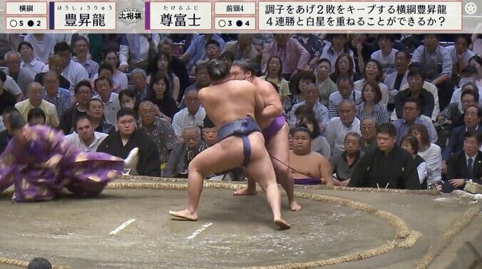 結びの一番での出来事