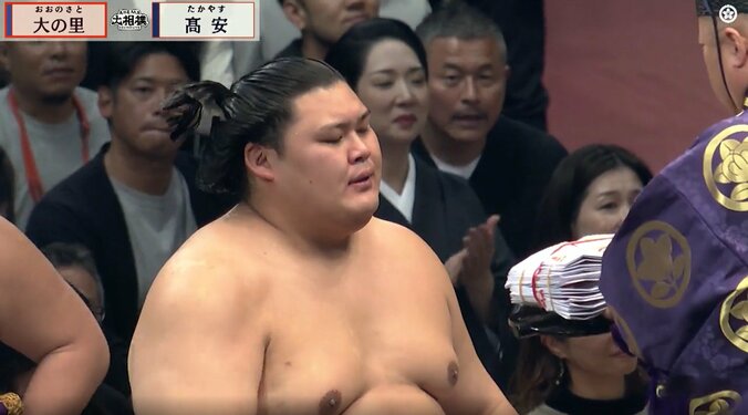 高安を撃破した大の里。懸賞がすごい