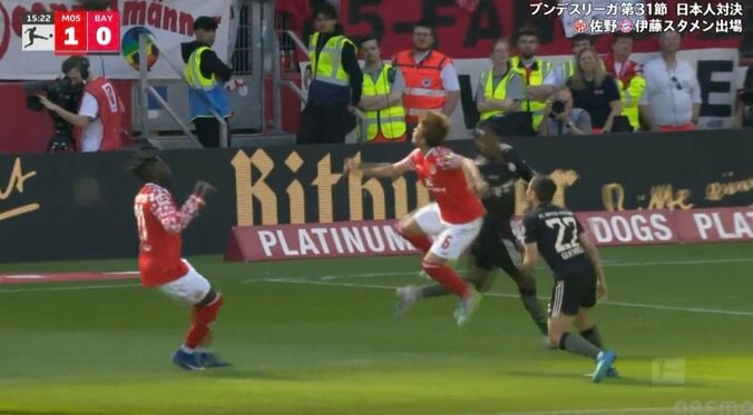 【写真・画像】ウソだろ…！？ 佐野海舟、完璧すぎる“ピンポイントクロス”炸裂「すげえパス」「上手すぎやろ」粘りのボール奪取→体勢崩しながら“神アシスト”　1枚目