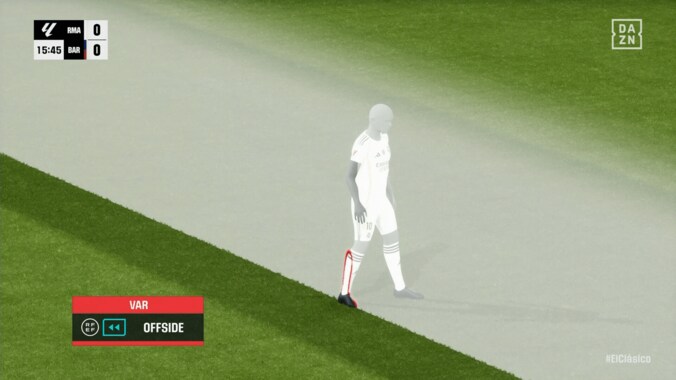 「エンタメとして破綻」クラシコの“微妙すぎるVAR判定”が物議！エンバペのスーパーゴールが取り消し…「画像の切り取り次第」「ラッキーなタイプのオフサイド」 3枚目