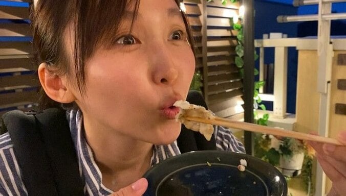 吉木りさ、外食ゼロ生活中に“いまだかつてない”贅沢なパーティー「幸せすぎて悶絶」 1枚目