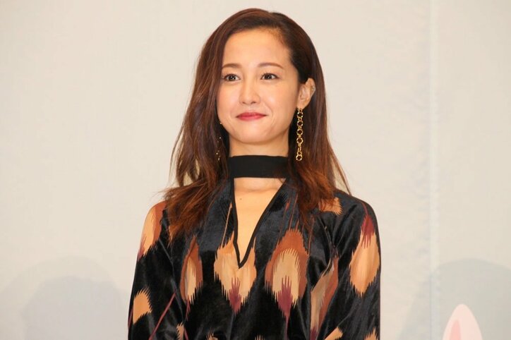 妊娠発表の前田敦子、幸せな瞬間を語る「大切な人とおいしいものを食べるのが1番」