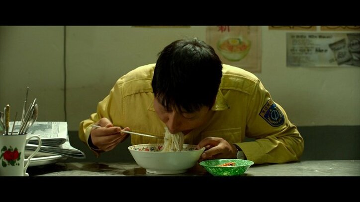 映画『タクシー運転手』本編映像が解禁　おにぎりが示している意味とは