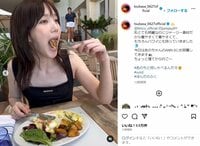 本田翼、大きな口でパクパク食事をする動画を公開 「食べてる姿もめっちゃ可愛い」とファン絶賛