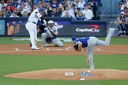 危険すぎる！大谷翔平、爆速打で“想定外のハプニング”「速すぎ」「音エグい」183キロ弾丸ライナー→警備員に“まさかの展開”