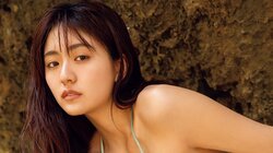 “ミスマガジン”豊田ルナ、美貌が炸裂する最旬グラビア 『ヤンマガ』表紙＆巻頭登場