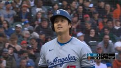 低いでしょ…！大谷翔平、確信を持って見送った“ボール”で三振、不満露わの瞬間 直後にファンも怒り爆発「無茶苦茶やな」