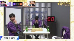 豊島将之竜王、両手を組んでの神頼みがレア過ぎ「とよぴのお祈り」「ボーナスシーン」胸キュン仕草でファンの心を鷲掴み