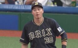 巨人から電撃トレード移籍後、攻守に大活躍！ ピンチを救ったオリ・廣岡、まさかの大ジャンプキャッチ　超絶ファインプレーを決めて“ドヤ顔”も話題に