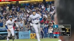 「週末に最高の笑顔」大谷翔平、HR直後に“ショーヘイ・スマイル”炸裂！　集中した表情から“一変”ハイタッチで破顔した「かわいいかよ」な瞬間