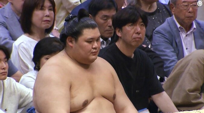 大の里と偶然シンクロしたねづっち