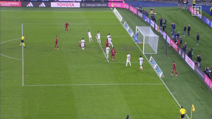 「相手はお手上げだ」鈴木彩艶の“神セーブ”が脚光！「ずば抜けた反応速度」「しっかり枠外に弾いた」ディバラの強烈ヘッド弾を弾いた瞬間 3枚目