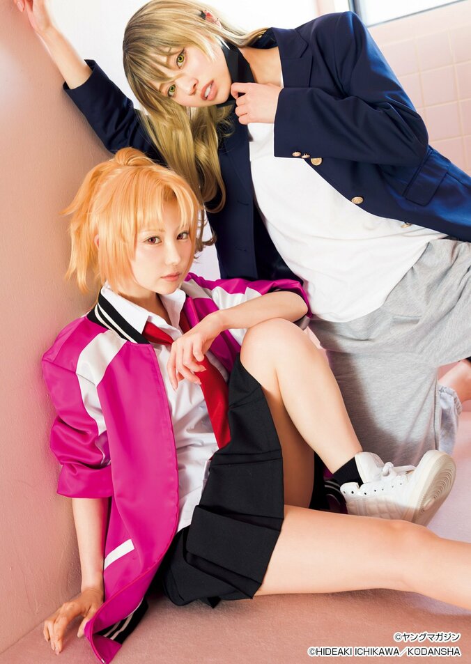 篠崎こころ＆高見奈央、まさかの“ヤンキーヒロイン”競演グラビア  『ヤンマガ』巻末登場 1枚目